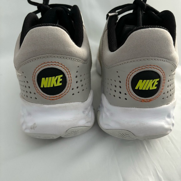 Nike Men’s Fly By Mid 3 Light Iron Ore Sneakers Basketball Shoes
Size 7.5 Mesh main image 5
